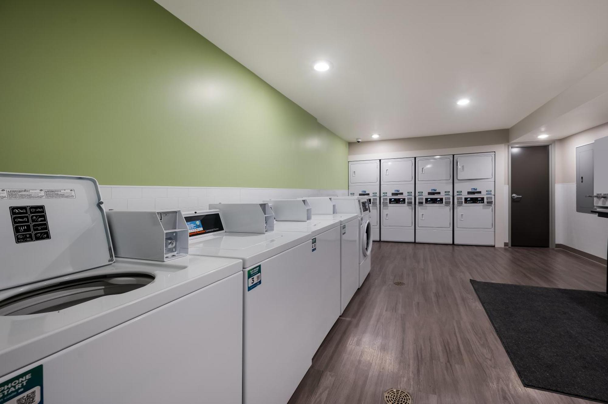 Woodspring Suites Charlotte Airport Exteriér fotografie